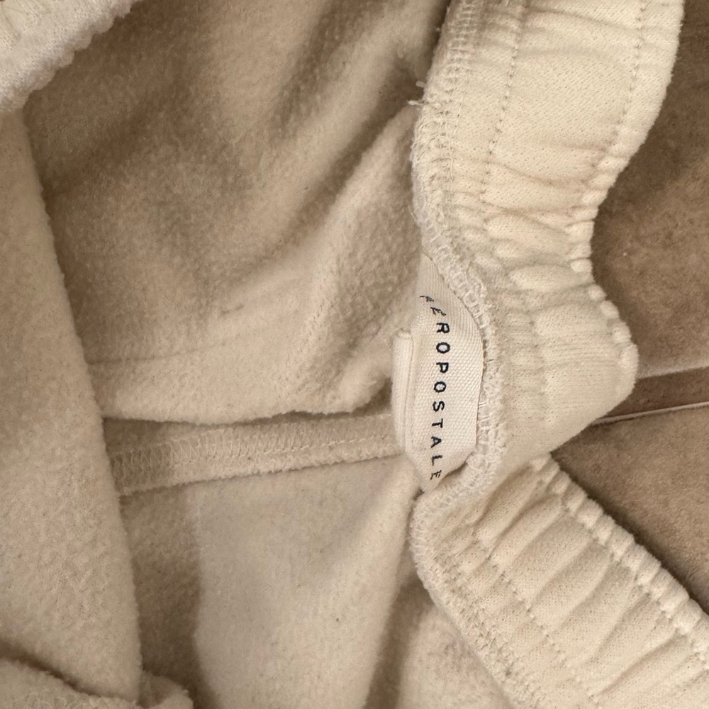 Aeropostale Off-White Fleece Joggers - Picture 4 of 5